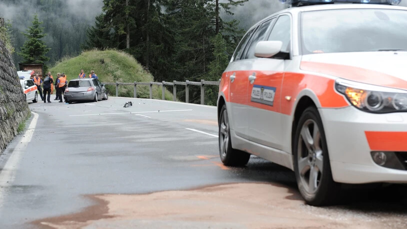 Die Kantonspolizei Graubünden ist im Jahr 2018 zu 2'213 Verkehrsunfällen ausgerückt.