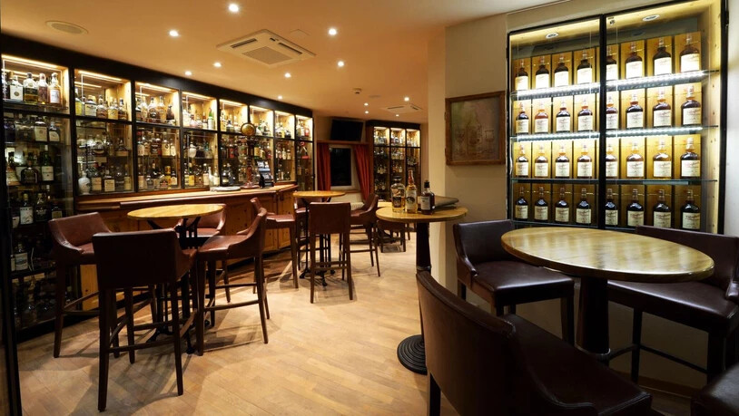 Die Whisky-Bar des Hotels «Waldhaus am See».