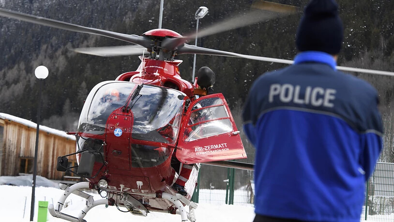 Wegen starken Windes und schlechter Sicht konnten in Zermatt keine Helikopter für die Suche nach dem Tengelmann-Chef Karl-Erivan Haub starten. (Archivbild)