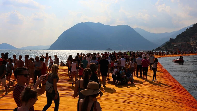 Die «Floating Piers» am Lago d'Iseo hinterliessen bei der Bloggerin einen bleibenden Eindruck.