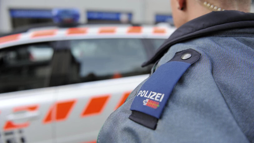 Der Kantonspolizei Glarus ging ein Raser ins Netz.