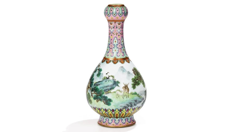 Diese Vase ist am Dienstag bei Sotheby's Paris für 16,2 Millionen Euro versteigert worden. Gerechnet hatte man mit 500'000 bis 700'000. (zVg)