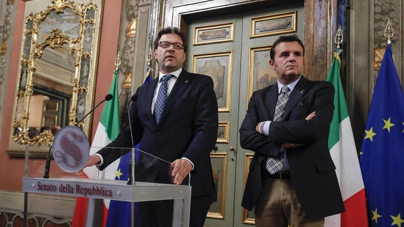 Das EU-Freihandelsabkommen mit Kanada steht auf der Kippe. Italiens neuer Agrarminister Gian Marco Centinaio (rechts) kündigte an, dass sein Land den Vertrag nicht unterschreiben werde. (Archiv)