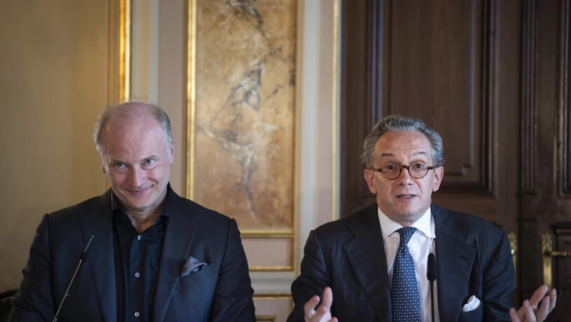 Gianandrea Noseda (l) wird im September 2021 Generalmusikdirektor des Opernhauses Zürich. Am 2. Juli 2018 präsentiert er sich zusammen mit seinem Vorgänger Fabio Luisi.