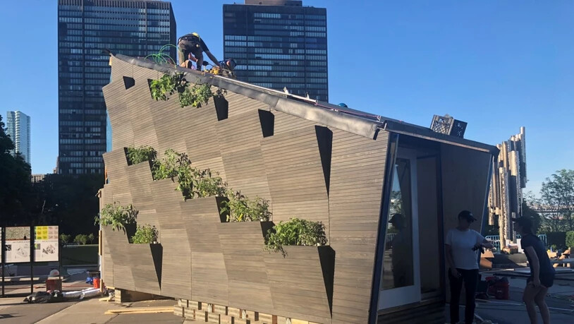 Das sogenannte "Ecological Living Module" wurde vor dem Hauptsitz der UNO in New York aufgebaut. Es bietet Platz für eine vierköpfige Familie.