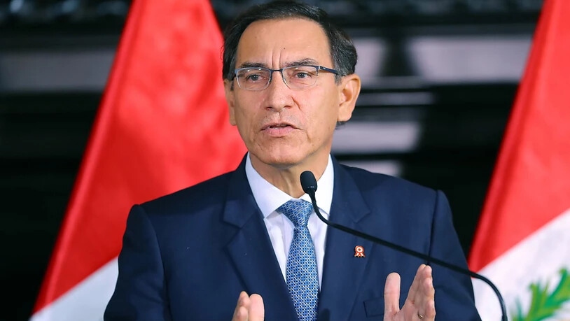 Der peruanische Staatschef Martín Vizcarra hat die Verhängung eines regionalen Ausnahmezustands  mit "Sicherheitsproblemen" begründet. Er verwies dabei auf  die Präsenz von Drogenhändlern und abtrünnigen Mitgliedern der früheren kolumbianischen Farc…