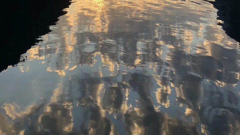 Sonnenaufgang am Klöntalersee