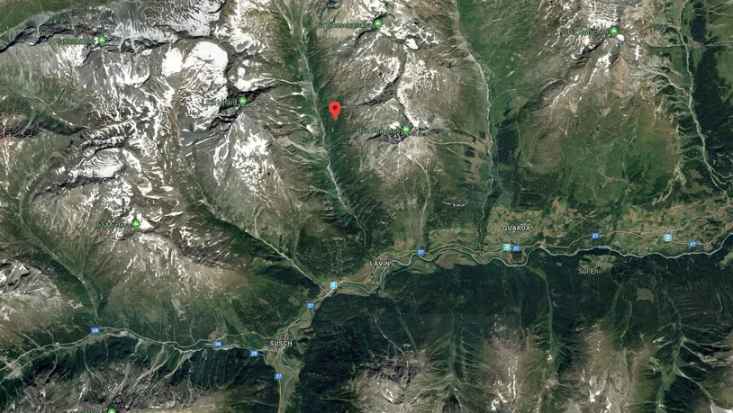Vom Piz Linard sind Gesteinsmassen in die Val Lavinuorz gestürzt. Verletzt wurde niemand.