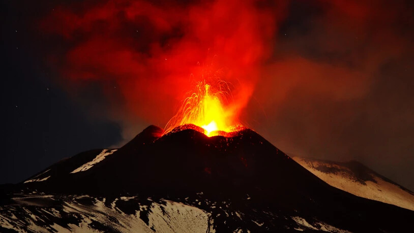 Immer wieder aktiv: Der Vulkan Ätna auf Sizilien (in einer Aufnahme vom 16. November 2013).