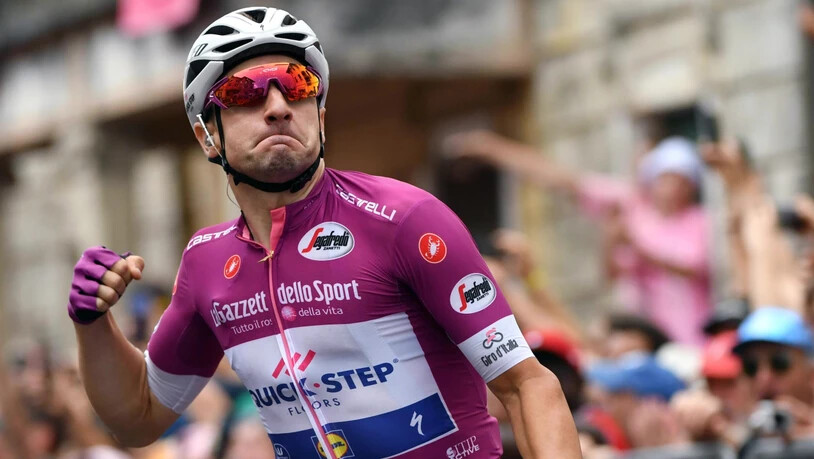 Elia Viviani - hier bei einem seiner vier Siege am Giro - schlug an der Vuelta bei erster Gelegenheit zu