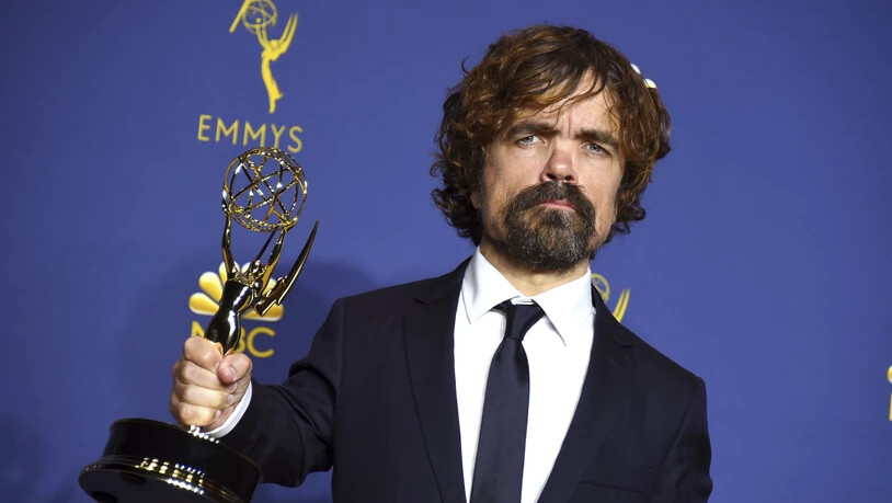 Die Fantasy-Serie "Game of Thrones" ist bei den Emmy-Awards in Los Angeles zum dritten Mal als beste Dramaserie ausgezeichnet  worden. Schauspieler Peter Dinklage gewann den Preis als bester Nebendarsteller in einer Dramaserie.   (Foto: Jordan Strauss…