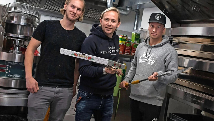 Backen am Erfolg der Jona-Uznach Flames: Die drei finnischen Verstärkungsspieler Henry Mikael Mattsson, Keni Rautio und Teemu Pulliainen (von links).