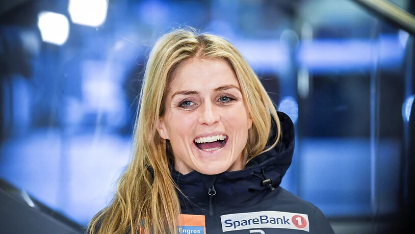 Therese Johaug hat allen Grund zum Lächeln: Sieg bei der Rückkehr nach der Dopingsperre.
