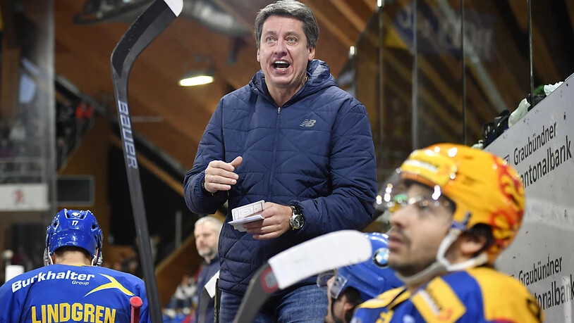 Führt Harijs Witolinsch den HC Davos auch am Spengler Cup zum Erfolg?