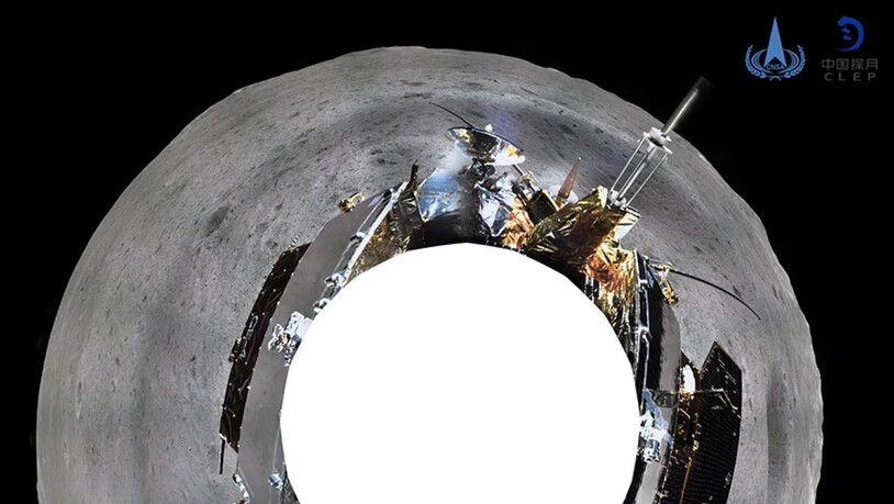 360 Grad-Ansicht vom Mondgefährt der chinesischen Raumfahrtmission auf der erdabgewandten Seite des Mondes.
