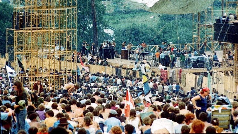 Für den 73-jährigen Rockmusiker Neil Young spiegelte die Musik am legendären Woodstock Festival 1969 noch ein Lebensgefühl. (Archivbild)