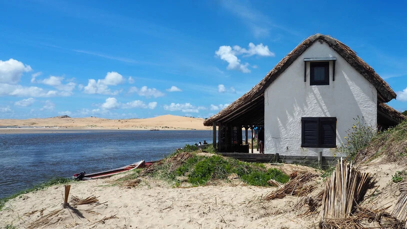 Natur pur: Die Küstenregion Rocha (Bezirk in Uruguay) ist wild, unberührt und besticht immer mal wieder mit herzigen Hüsli.