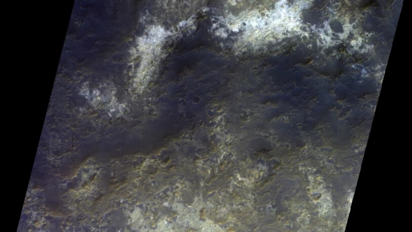 Die Aufnahme zeigt die Vielfalt der mineralogischen
Zusammensetzung einer Region südlich von Mawrth Vallis. Die Felsen darin gehören zu den ältesten auf der Marsoberfläche. Sie zeugen von einer starken und anhaltenden Veränderung der ursprünglichen…