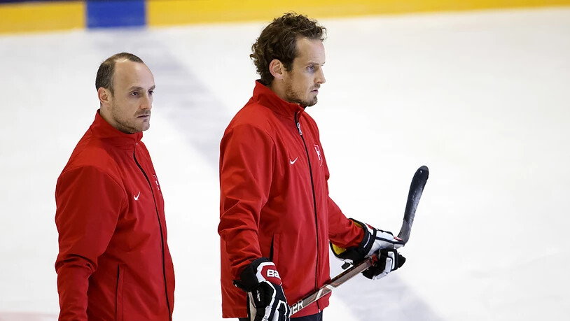 Nationaltrainer Patrick Fischer (rechts) und Assistent Christian Wohlwend konnten der Schweiz im ersten Test gegen Russland nicht zum Sieg verhelfen