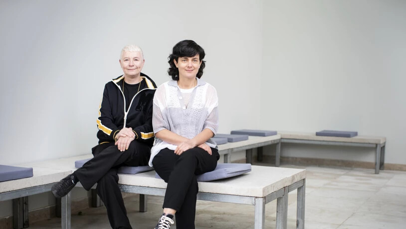 Das Künstlerinnenduo Pauline Boudry (rechts) und Renate Lorenz verwandelt den Schweizer Pavillon an der diesjährigen 58. Kunstbiennale in Venedig in eine filmische Installation.