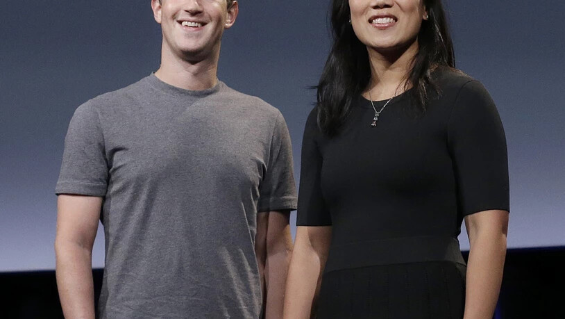 Mark Zuckerberg und seine Frau Priscilla Chan: Gegen den Chef ihres Personenschutzes sind Vorwürfe der sexuellen Belästigung und des Rassismus' erhoben worden. (Archiv)