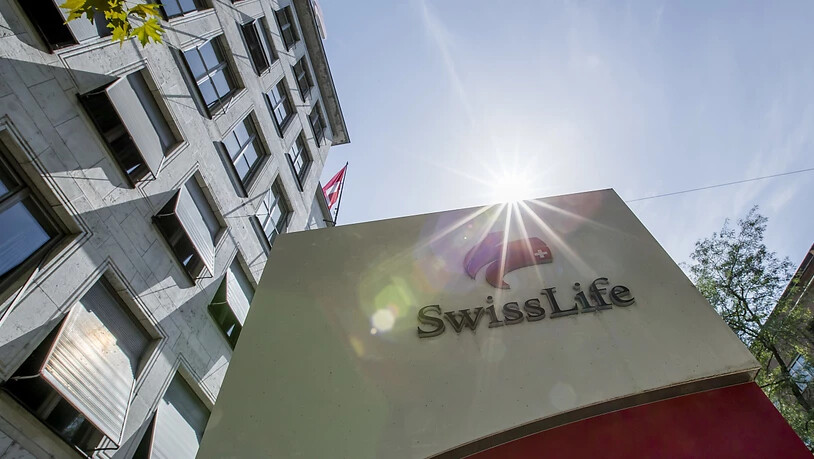 Der Lebensversicherer Swiss Life hat im ersten Halbjahr sein Gebühren- und Vorsorgegeschäft ausgebaut. (Archiv)