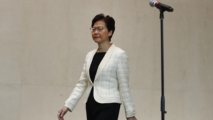 Dem Druck auf der Strasse nachgegeben: Hongkongs Regierungschefin Carrie Lam.