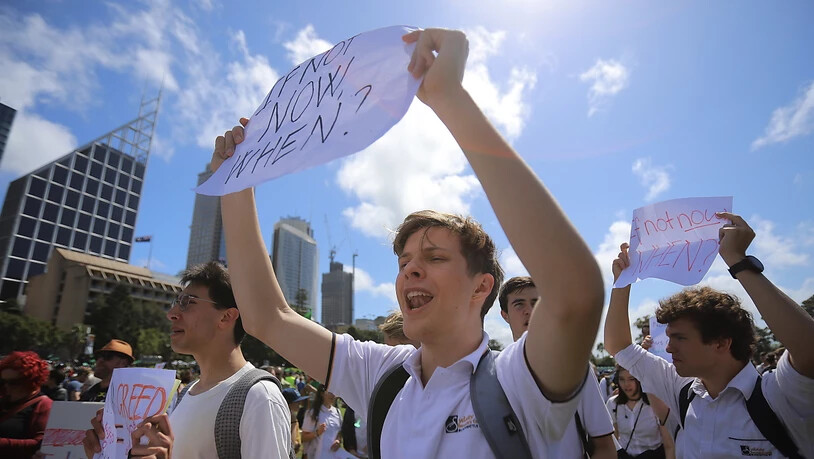 Schüler bei einer Klima-Demo in der australischen Metropole Sydney.