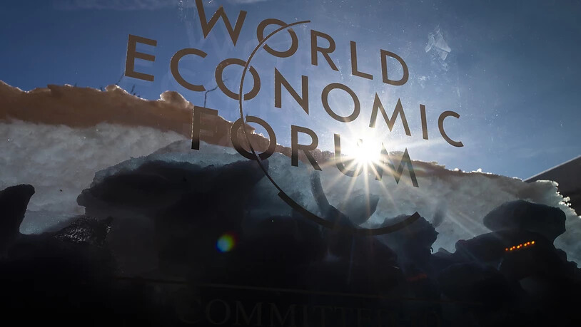 Viele wollen von der Ausstrahlung des Weltwirtschaftsforums in Davos profitieren. Die immer zahlreicher werdenden Trittbrettfahrer sind den Veranstaltern aber ein Dorn im Auge. (Themenbild)