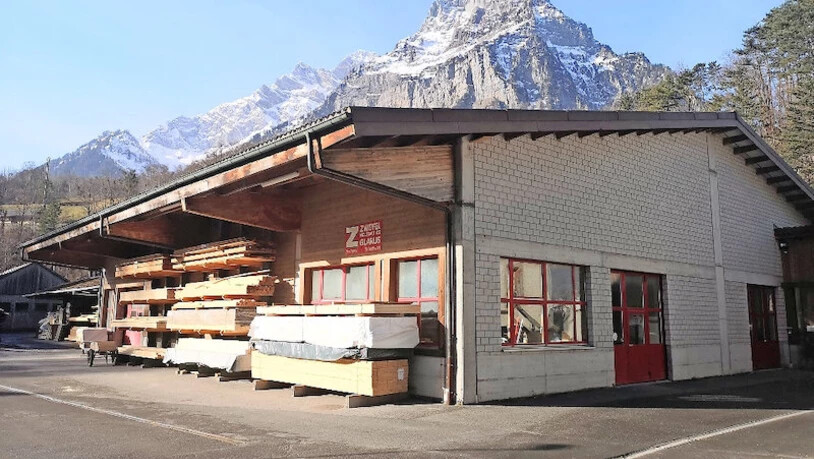 Besitzerwechsel: Die Zweifel Holz AG in Ennenda gehört neu der Familie Müller, Eigentümerin von Fridli Holz in Linthal. 