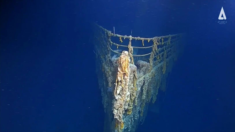 Ein kleines U-Boot hat die Titanic gerammt. Derzeit laufen Untersuchungen zu dem Vorfall. (Archivbild)