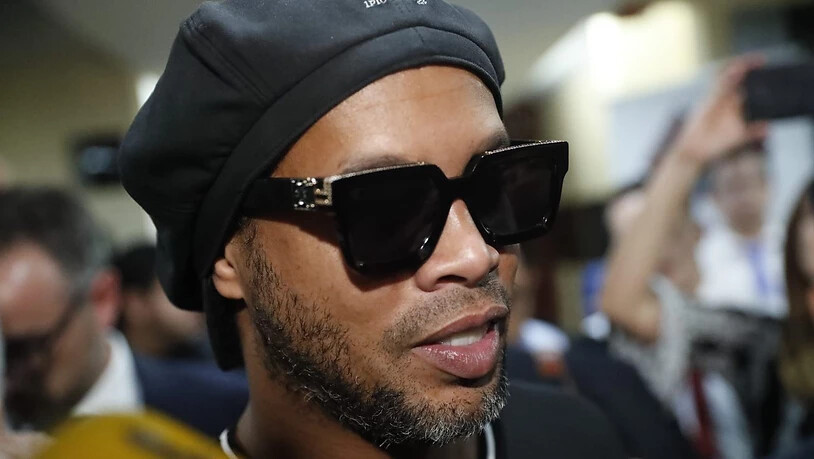 Ronaldinho wurde wegen eines gefälschten Passes in Paraguay verhaftet