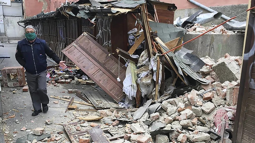 Trümmerhaufen in der kroatischen Hauptstadt Zagreb nach einem schweren Erdbeben.