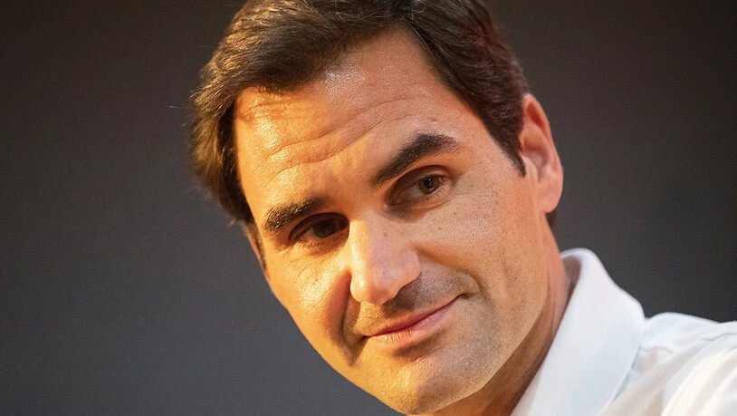 "Spielen gegen die Wand, wie in alten Zeiten": Roger Federer hält sich zuhause fit - und freut sich auf seine Wimbledon-Rückkehr in einem Jahr