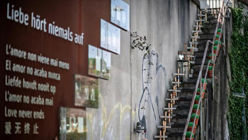 Die Gedenkstelle für die Opfer des Loveparade-Unglücks in Duisburg. Der Prozess um den Tod von 21 jungen Menschen wurde ohne Urteil eingestellt.