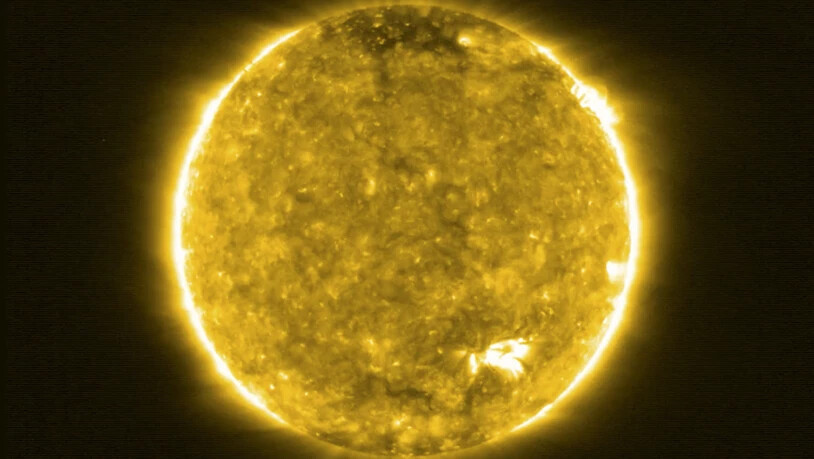 Begeisternd: Eine der ersten Nahaufnahmen von der Sonne, die die Esa-Sonde "Solar Orbiter" zur Erde geschickt hat.