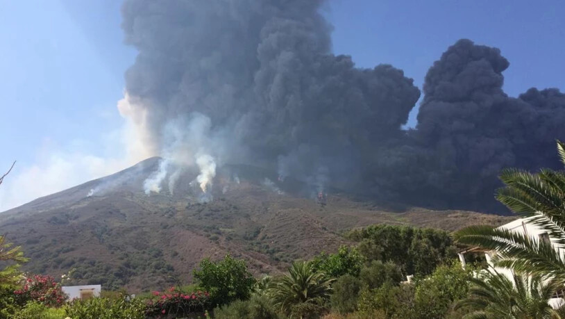 Der Vulkan Stromboli bei einem Ausbruch Ende August 2019. (Archivbild)