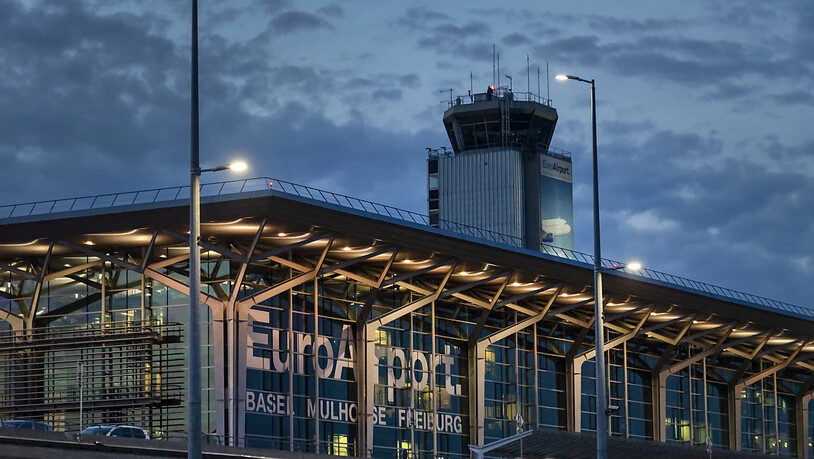 Der EuroAirport ausserhalb von Basel auf französischem Territorium im Elsass.