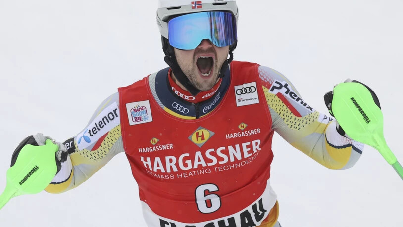Sebastian Foss-Solevaag errang seinen ersten Weltcup-Sieg auf überzeugende Art