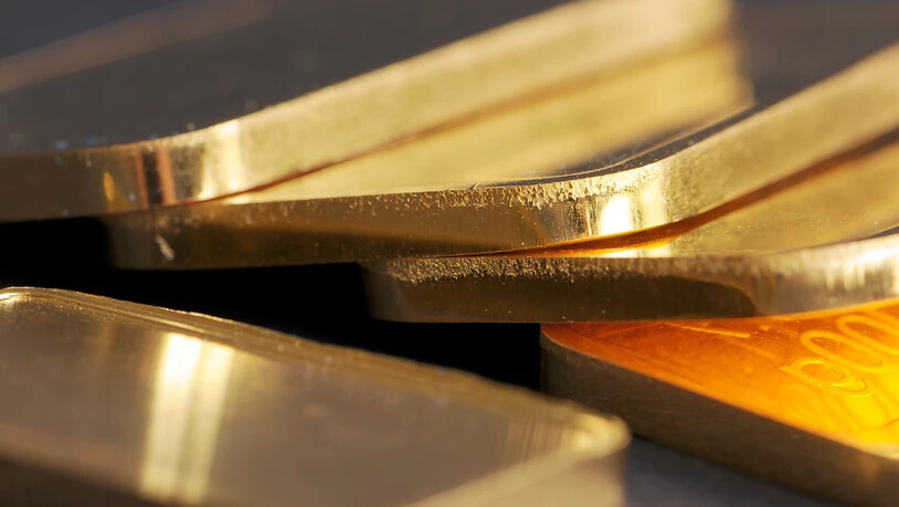 Gold gilt gemeinhin als Sicherheitsanker in Krisenzeiten. Deshalb hat der Goldpreis bereits im Vorjahr Höhenflüge hingelegt. Dieses Jahr soll er das Hoch noch überschreiten. (Symbolbild)