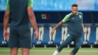 Brasilien mit Neymar messen sich an Mexiko