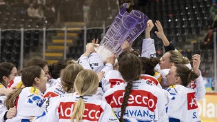 Die Frauen der ZSC Lions sind zum dritten Mal in Folge Schweizer Meister. Sie gewinnen die Finalissima in Bern 3:0