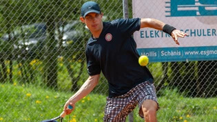 Endlich zueinander gefunden: Roman Valent wird seiner Favoritenrolle gerecht und siegt erstmals am GLKB-Tennis-Open