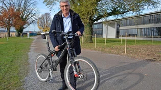 Das Bike gehört zu seinem Alltag: Peter Göldis Schmuckstück kommt so oft es geht zum Einsatz. 