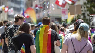 Bunte Premiere: An der ersten  «Khur Pride» feiern lesbische, schwule, bisexuelle, transgender und andere queere Menschen ihre Identität erstmals im öffentlichen Raum Graubündens.