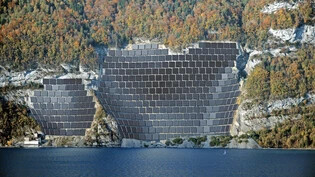 Vision: Der Solarpark im stillgelegten Steinbruch Schür zwischen Betlis und Quinten könnte nun doch noch kommen. 