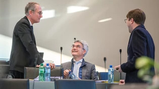 Zwei, die davon profitieren können: Die ehemaligen Regierungsräte Christian Rathgeb (links) und Mario Cavigelli (Mitte) haben Anspruch auf ein Ruhegehalt.