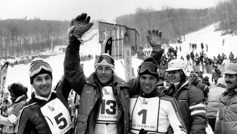 Im Olympia-Slalom 1980 in Lake Placid scheiterte Phil Mahre knapp an Ingemar Stenmark. Bronze gewann der Fahrer mit der Nummer 5, ein Freiburger: Jacques Lüthy
