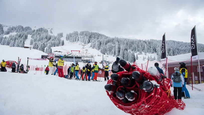 Im Zielgelände der Ski-Weltcupfinale auf der Lenzerheide/Parpan ist wegen fehlender Fans wenig los.  