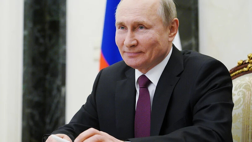 Russlands Präsident Wladimir Putin wirbt für eine Impfung gegen das Coronavirus. Foto: Alexei Druzhinin/Pool Sputnik Kremlin/AP/dpa